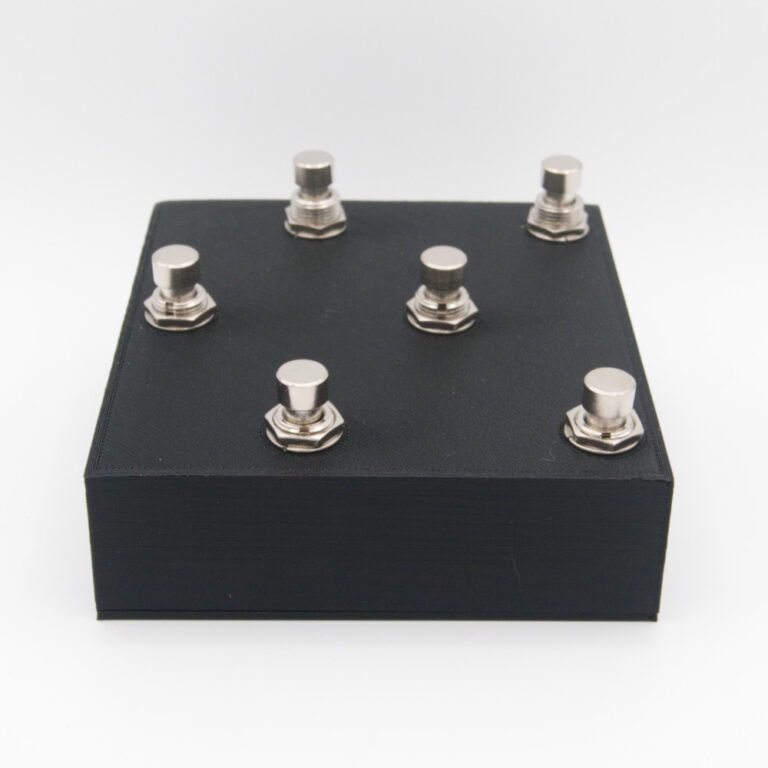 MC8 Compact SideAux 6