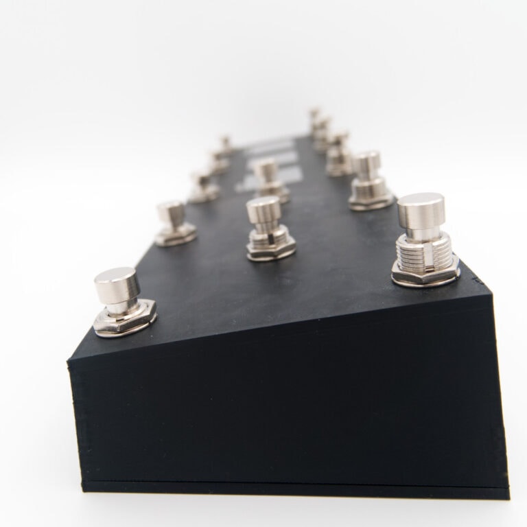 MC6Pro Compact SideAux 6 - Image 3