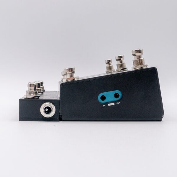 MC6Pro Flat FrontAux 3 - Image 4