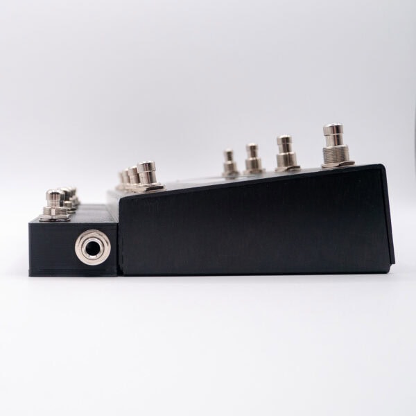 MC8 Flat FrontAux 4 - Image 4